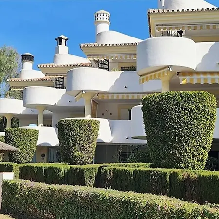 La Siesta Ii